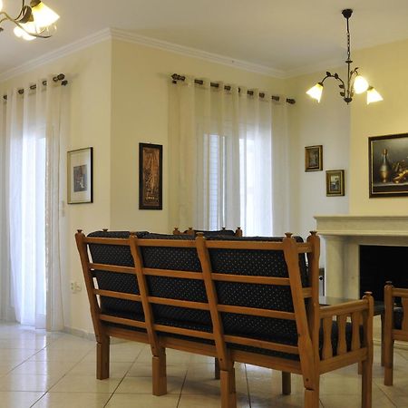Peloponeese Corinthos Seaside Villa For Short Rent Екстер'єр фото